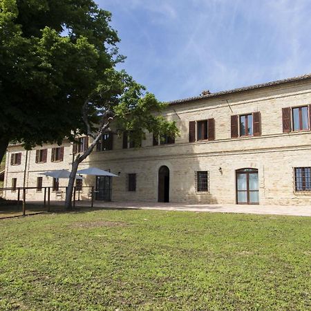 פאנו Locanda Di Montegiove מראה חיצוני תמונה