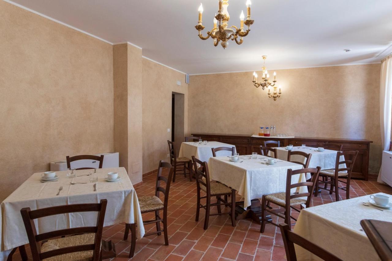 פאנו Locanda Di Montegiove מראה חיצוני תמונה